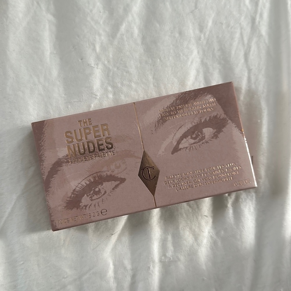 charlotte tilbury super nudes palette